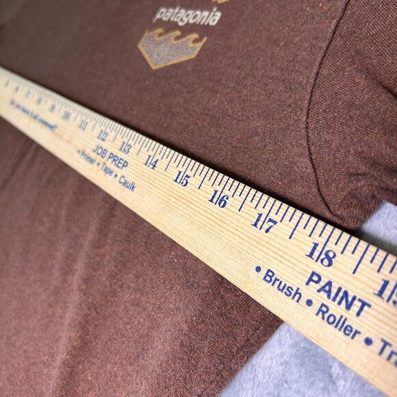 Patagonia Long Sleeve T Shirt Mens Small Brown Crew Neck Logo Outdoor Basic - Picture 5 of 8